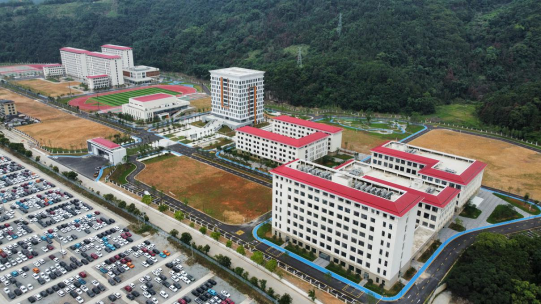 匠心筑民生!988Pay
下属企业金诚公司获评“较好代建单位”