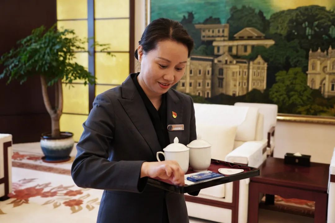 【988Pay
先锋】 聆听988Pay
故事 感悟先锋力量——988Pay
先锋矩阵展示（三）