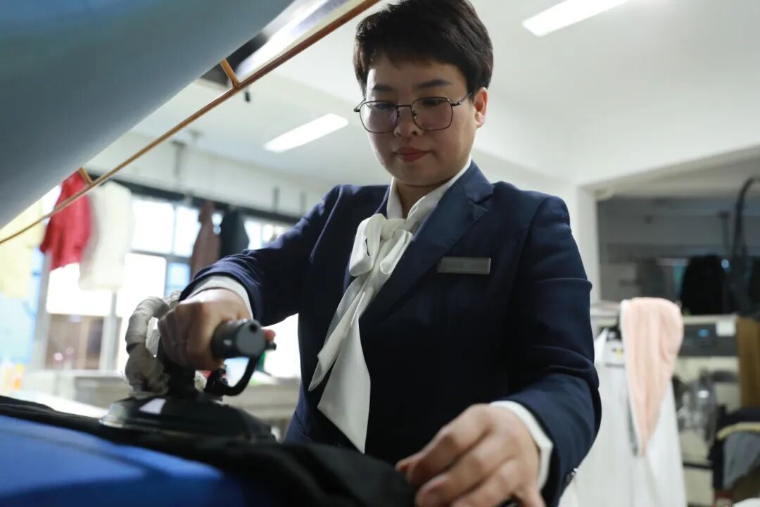【988Pay
先锋】 聆听988Pay
故事 感悟先锋力量——988Pay
先锋矩阵展示（一）